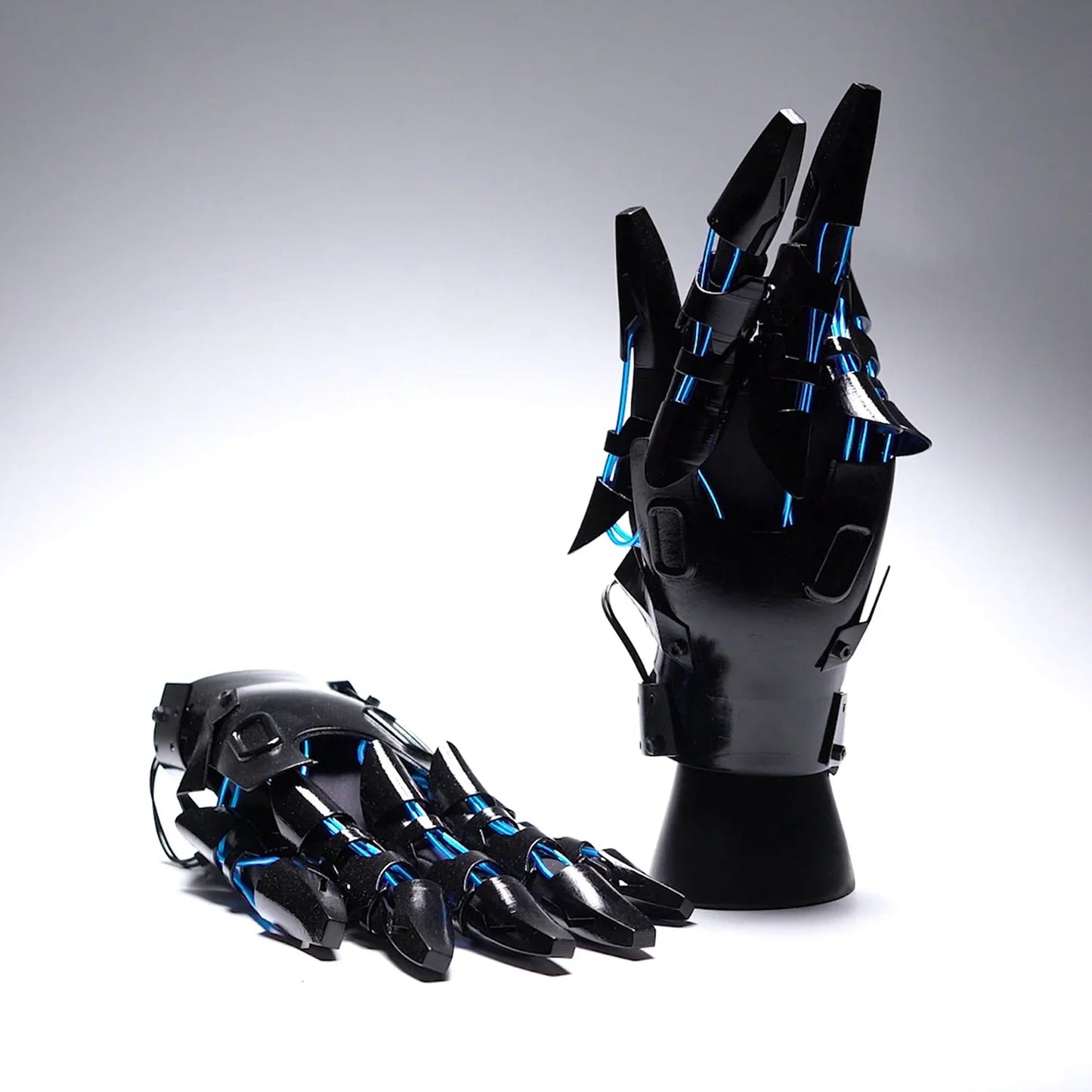 Punk Mechanical Cyber Glow Gloves Flexible Trendy Fingers Cool Game Equipment Punk Armor Glow Gloves Cosplay Clothing Props